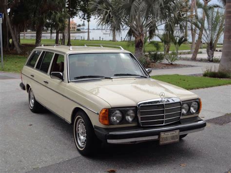 1979 Mercedes Benz 300td Turbo Diesel Station Wagon Mercedes Benz