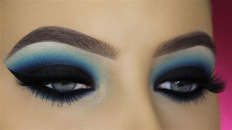 How To Make Smokey Eyes With Blue Eyeshadow Makeupview Co