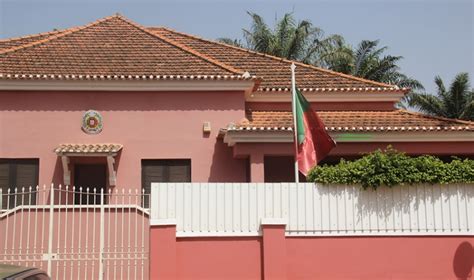 Conosaba Do Porto Embaixador PortuguÊs Na GuinÉ Bissau Diz Que SituaÇÃo EstÁ Calma Recomenda