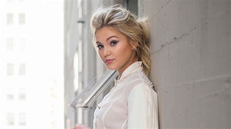 37 Olivia Holt Hd Wallpapers Background Images Wallpaper Abyss