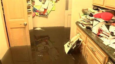 How To Clean Out Your Flooded Home In The Event Of A Hurricane Like