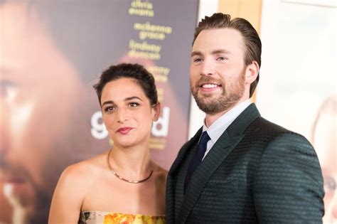 Chris Evans Girlfriend Timeline Who Has He Dated Over The Years Legitng