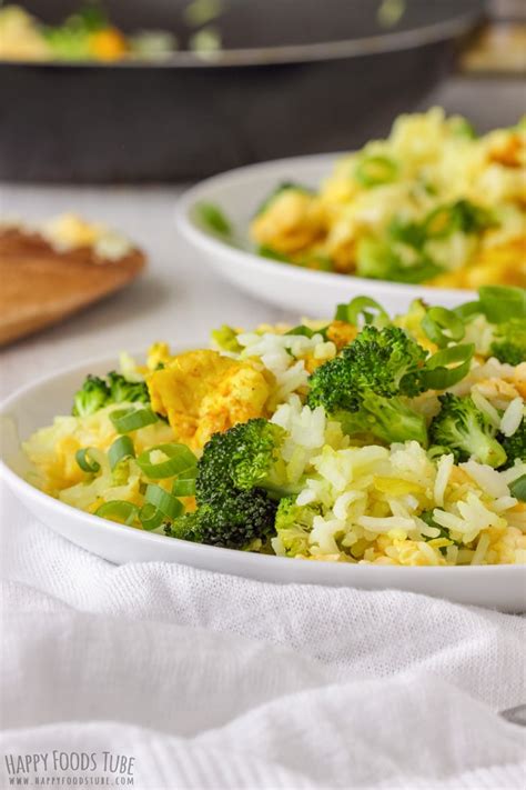 Baked chicken, broccoli & rice. Chicken Broccoli Fried Rice - Happy Foods Tube