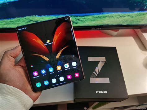 May 10, 2021 · samsung galaxy s21 fe, galaxy z flip 3, and galaxy z fold 3's launch timeline has been tipped to be august 2021 by a report in a south korean publication. Samsung Galaxy Z Fold 3 pode ser o primeiro da marca com ...