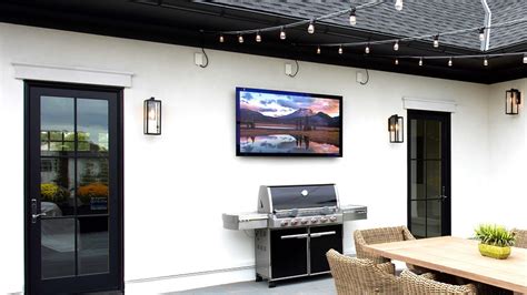 Which Outdoor Tvs Are Best For The Backyard