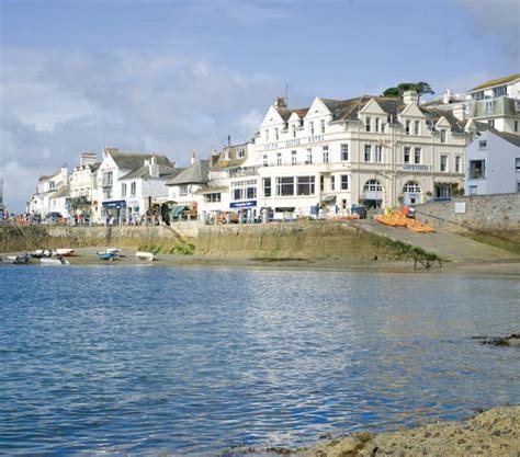 Ship And Castle Hotel St Mawes Self Drive Shearings