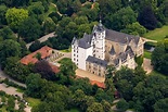 Wolfsburg aus der Vogelperspektive: Stadtmuseum Schloss Wolfsburg in ...
