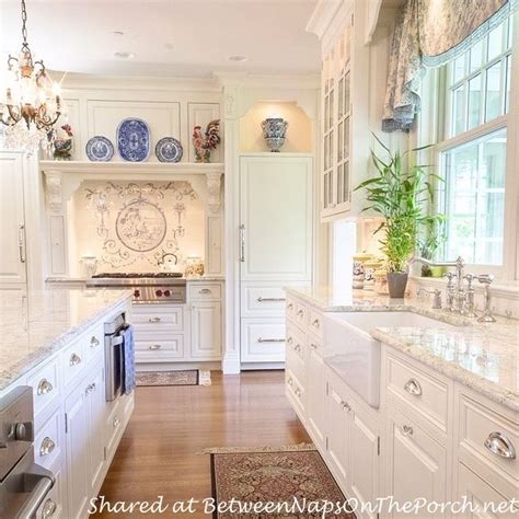 Cool 50 Inspiring Traditional Victorian Kitchen Remodel Ideas