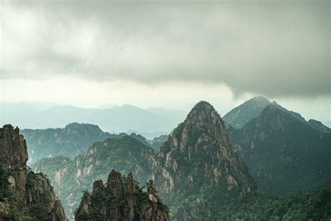 Best Hiking In China Huangshan Mountain Ultimate Guide Max Travel Blog