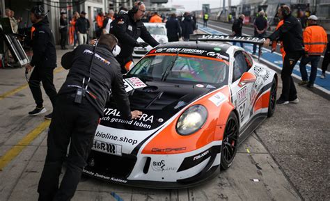 Hier darf jede straßenzugelassene fahrzeug teilnehmen. 6. VLN Lauf 2017, Nürburgring-Nordschleife - Foto: Gruppe ...