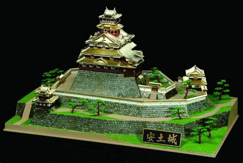 Doyusha Dg6 Japanese Azuchi Castle Dx Gold 1360 Scale Plastic Model