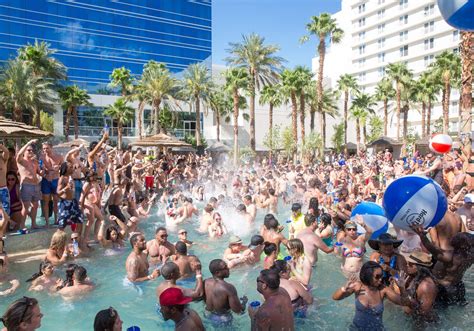 Do Summer Right With The Best Pool Parties In Las Vegas Las Vegas