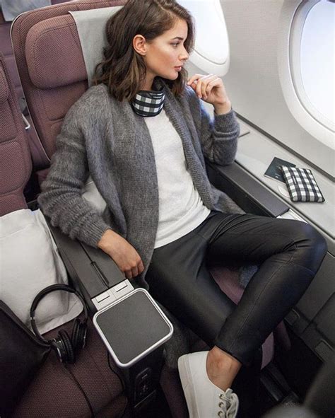 Pin By Kathleen Cordoba On Clothes In 2020 Travel Attire Fall Travel