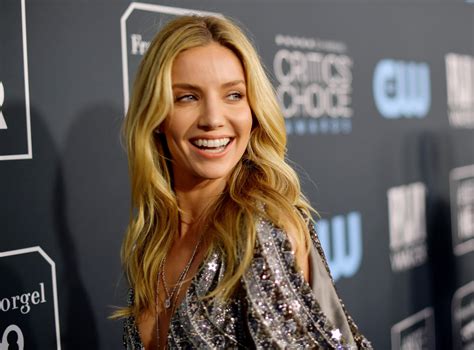 Malignant Star Annabelle Wallis Is Dating This Star Trek Actor