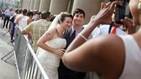 First New York Couples Wed Under New Same Sex Marriage Law Cnn