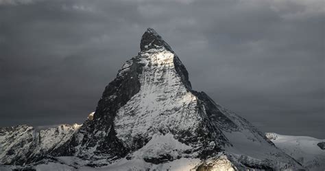 Matterhorn Mountain 4k Ultra Hd Wallpaper High Quality Walls