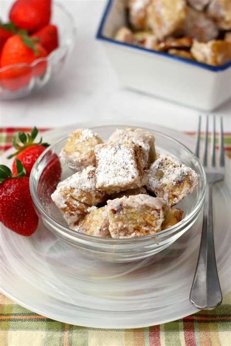 These french toast bites are smothered in an apple spice sugar and served with an amazing dipping sauce that will knock your socks off! BEST French Toast Bites - Quick Breakfast Ideas For Kids - Easy & Simple On The Go Morning ...
