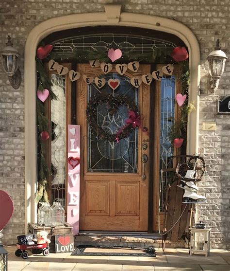 Awesome Valentine Outdoor Decorations 35 Pimphomee