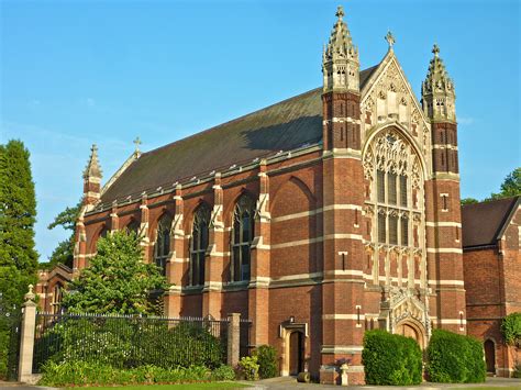 File:Selwyn College Cambridge Chapel Exterior.jpg - Wikimedia Commons