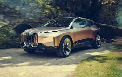 La Auto Show 2018 Bmw Suvs Are Big In Every Way Motor Illustrated