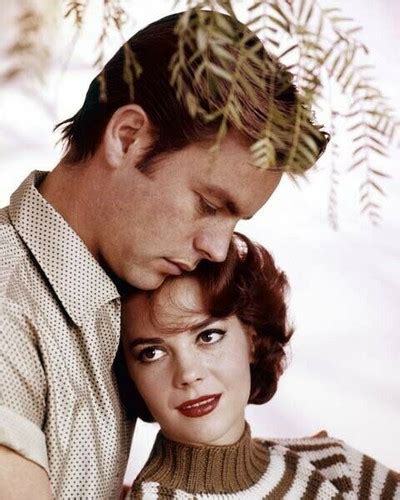 Robert Wagner And Natalie Wood 1950s Loving Portrait 8x10 Inch Photo