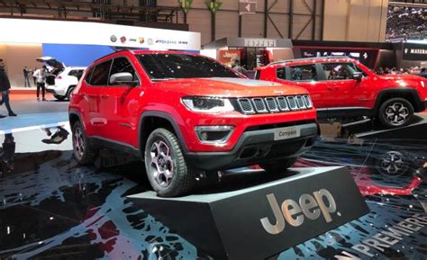 See Photos Of The Jeep Renegade And Compass Plug In Hybrids