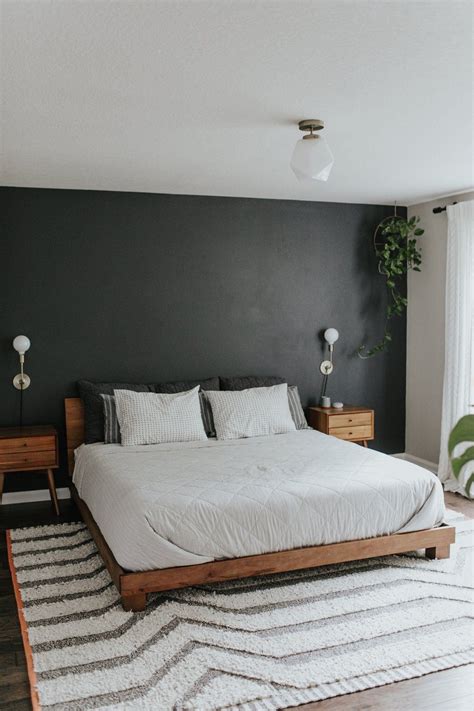 14 Modern Black Accent Wall Bedroom