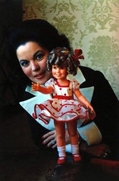 1972 Shirley Temple Black And Shirley Temple Doll Hollywood Stars