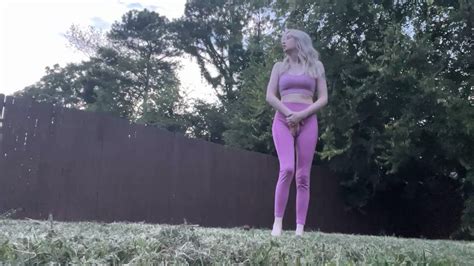 Lexi Lore On Twitter Girl Pees Outside By Lexi Lore Manyvids