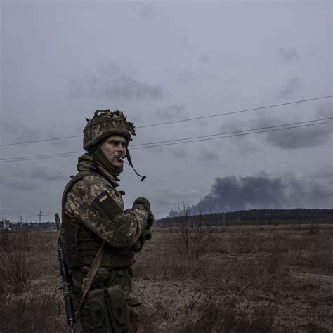 Ukraines Special Forces Hold Off Russian Offensive On Kyivs Front Lines Wsj