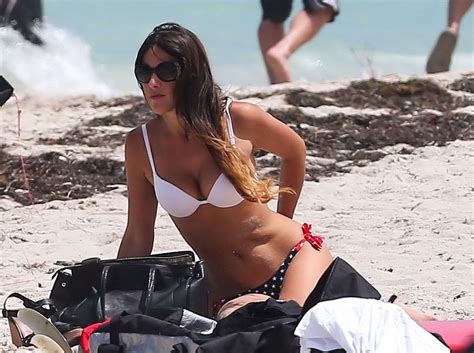 claudia romani showing off her bikini body on a beach in miami porn pictures xxx photos sex