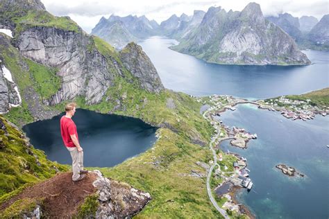 How To Hike Reinebringen In The Lofoten Islands Norway Reinebringen