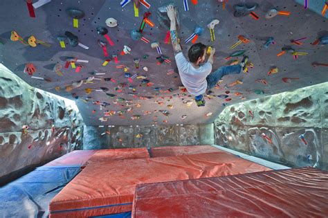 Indoor rock climbing іѕ а terrific wау tо hone уоur skills. Best Places to Go Outdoor or Indoor Rock Climbing In NYC