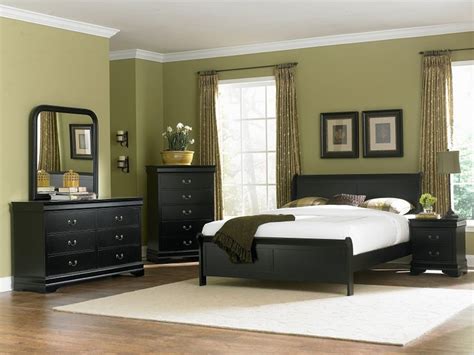 Brilliant Dark Cozy Bedroom With 25 Elegant Black Bedroom Furniture