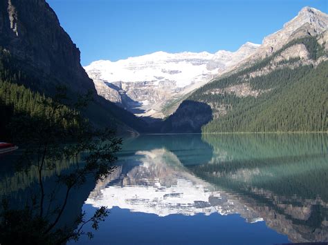 Lake Louise Banff National Park Travelling Moods