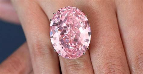 The Worlds Largest Pink Diamond Sold For A Record Breaking 712