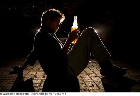 abhängig Abusus Alkohol Alkohol alkoholisch Alkoholabhängigkeit Alkoholiker Lizenzpflichtiges