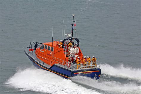 Angle RNLI lifeboat launched to help vessel driven ashore - The ...