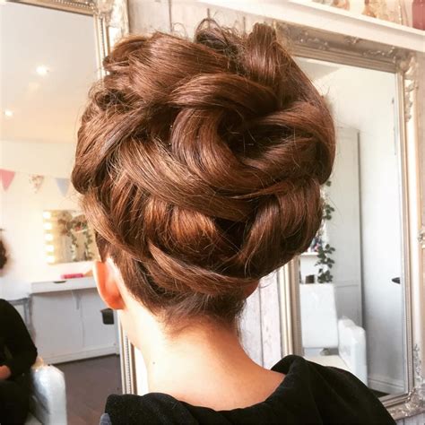 You don't need to make it complicated. a classy do | Up hairstyles, Hair, Hair styles