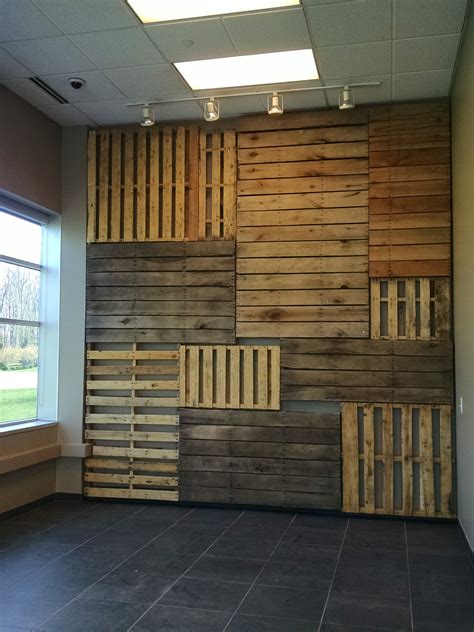 Pallet Focal Wall • 1001 Pallets Wood Wall Design Wood Pallet Wall