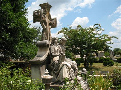 Oakland Cemetery Atlanta Ga Oakland Cemetery Cemeteries Cemetery