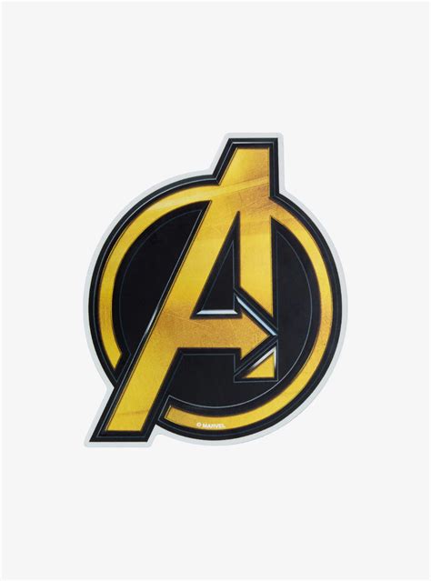 Thiết kế độc quyền avengers a logo với các siêu anh hùng yêu thích