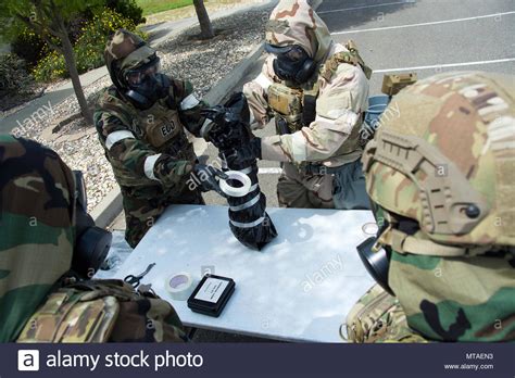 Eod Techs Hi Res Stock Photography And Images Alamy
