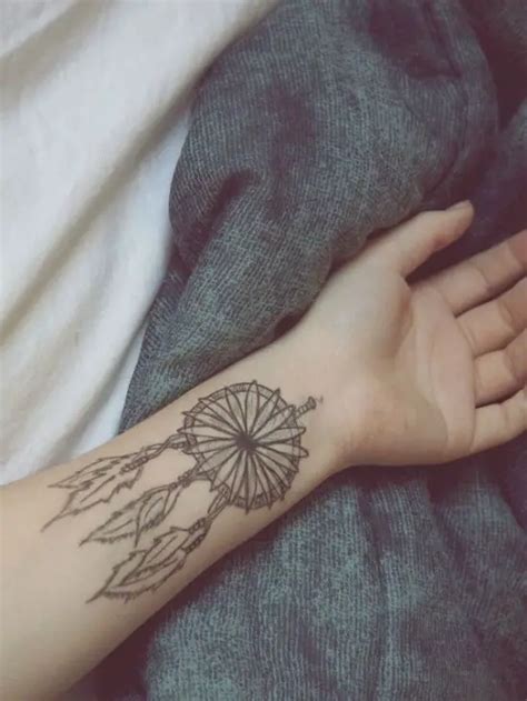 35 Inspiring Cool Wrist Tattoos For Men And Women To Get Now