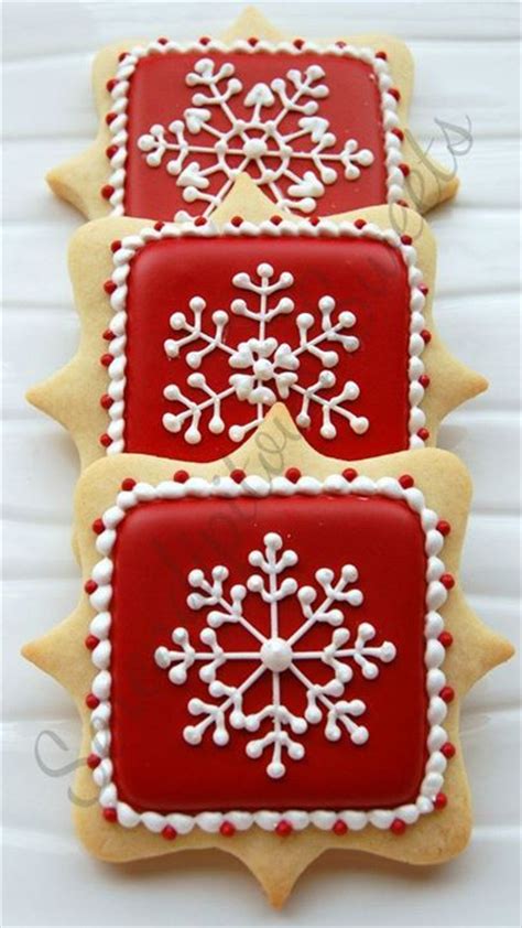 Before we begin decorating, let's review my sugar cookie recipe. 10 Snowflake Sugar Cookies To Make For This Christmas!
