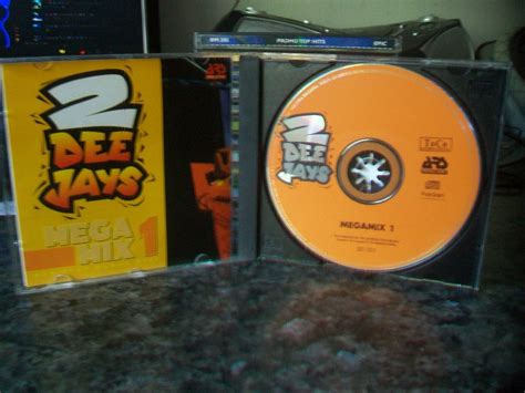 Cd 2 Dee Jays Mega Mix 1 R 12000 Em Mercado Livre