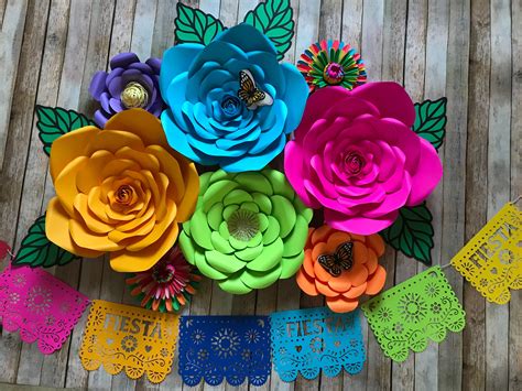 Mexican Fiesta Giant Paper Flowers Set Of 8 Party Decor Etsy In 2022