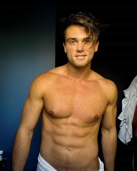 Love Island Usa Star Noah Purvis Fired From Show As Fans Accuse Him Of Starring In Porn The Us Sun