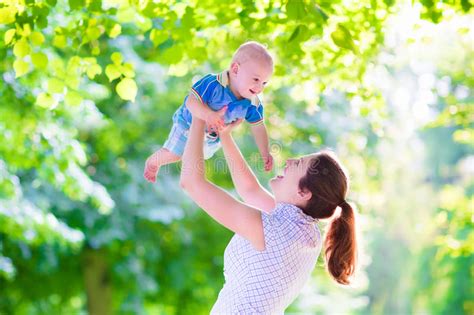 Mother And Baby In A Park Stock Image Image Of Baby 43315283
