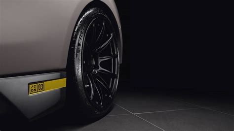 We can highlight its design from every angle. Deze BMW M240i is op briljante wijze aangepakt - Autoblog.nl